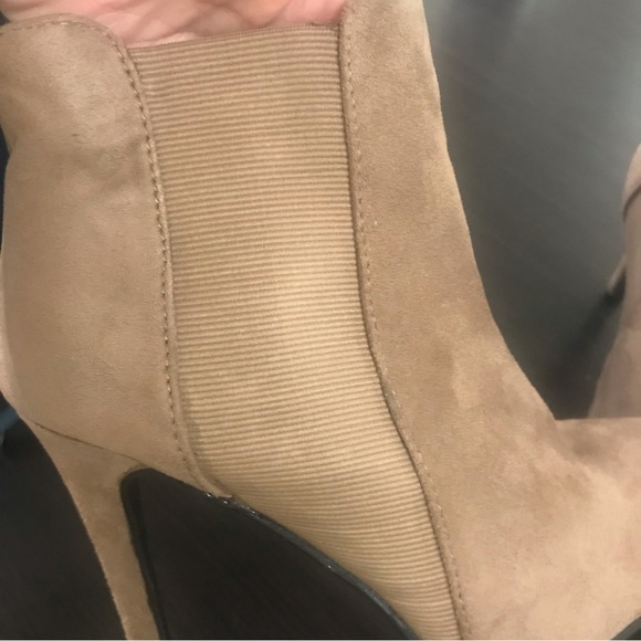BellaMarie Ankle Boots - Picture 13 of 16